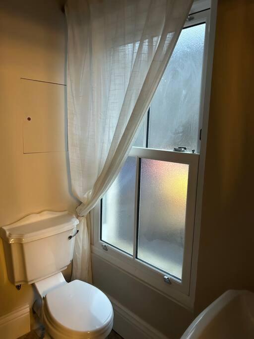 شقة Patrick Street Townhouse كورك المظهر الخارجي الصورة