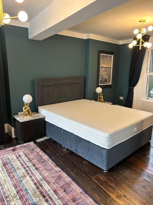 شقة Patrick Street Townhouse كورك المظهر الخارجي الصورة