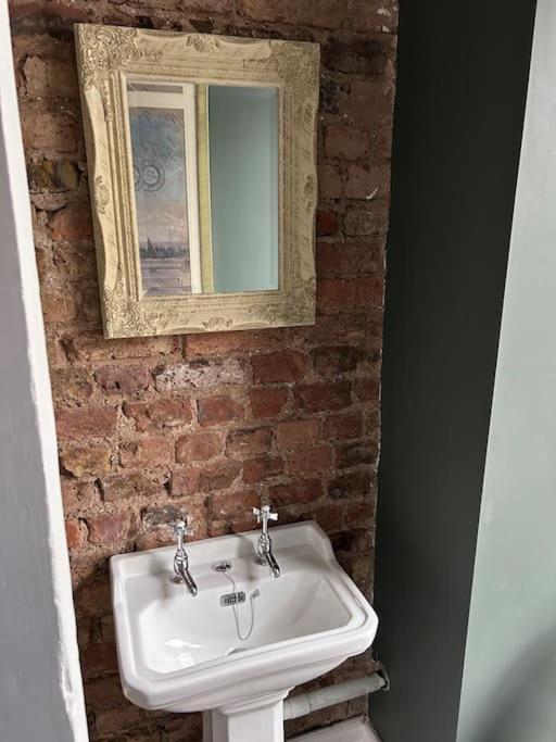 شقة Patrick Street Townhouse كورك المظهر الخارجي الصورة